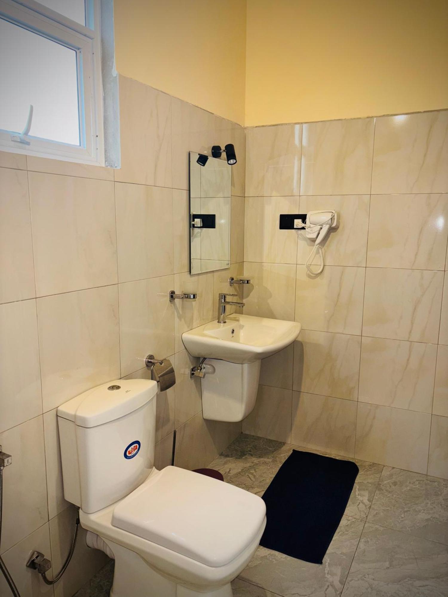 Nirosha Guest House 高尔 外观 照片